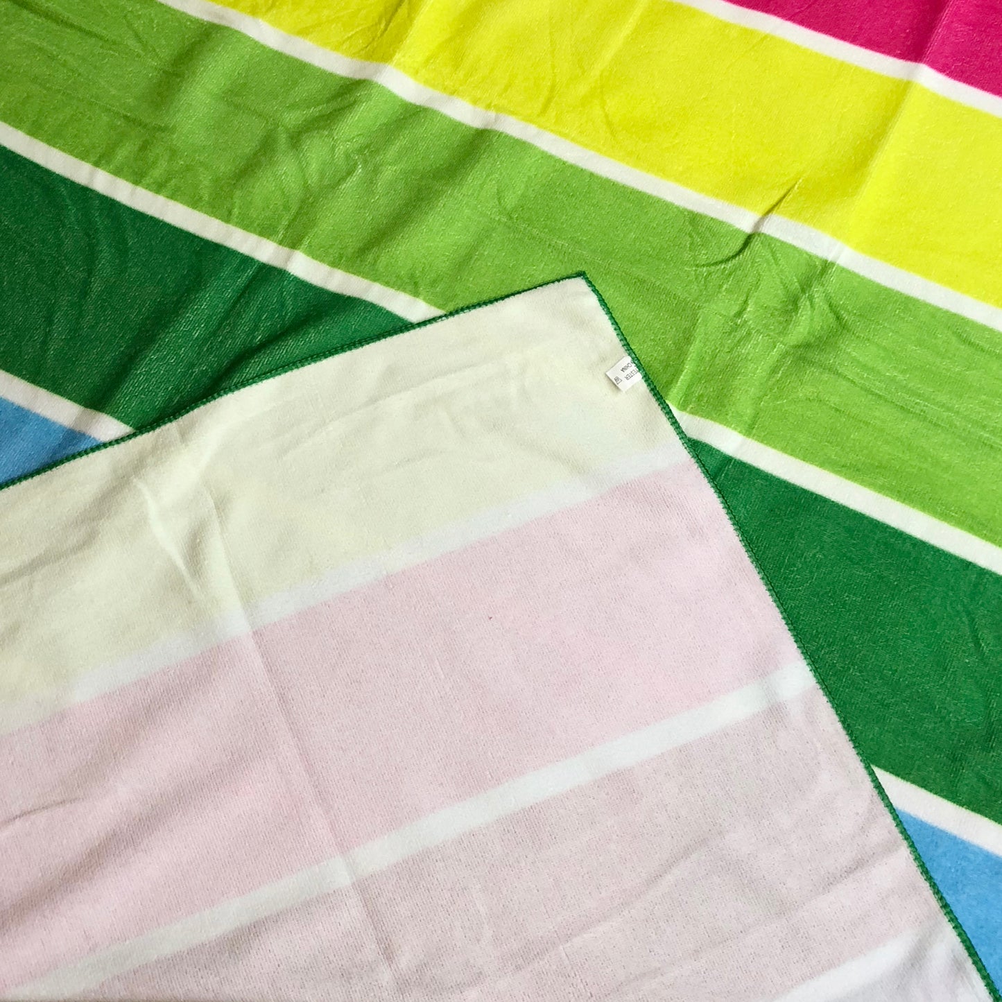 Allgala Oversize 40"x70" Microfiber Beach Towel, Rainbow-BT81103