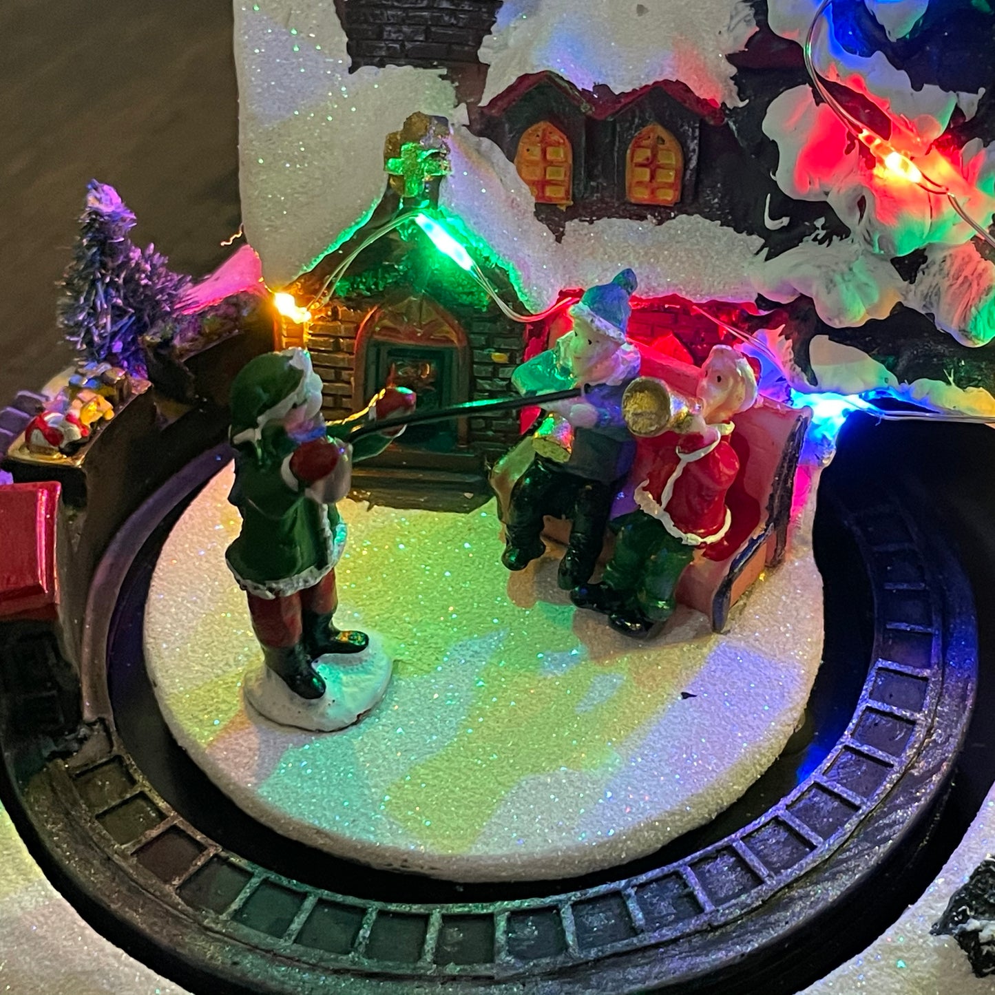 Crafted Polyresin Christmas House Collectable Décor Building House Figurine with USB and Battery Dual Power Source-Moving Train and Wind Players-XH93412